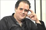 هومن برق‌نورد با دو سریال مهم مهمان خانه‌ها می‌شود