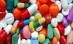 سرمایه گذاری وزارت بهداشت در پالایشگاه نفت/ چرا وزارت بهداشت برای کمک به حوزه دارو، سهام را نمی‌فروشد؟