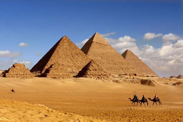 اهرام ثلاثه