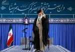 مسیح مهاجری:  سالهاست شریعتمداری را ندیده ام