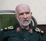 مردم همچنان در خیابان‌ها حضور داشته باشند