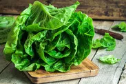 هرگز این ماده غذایی را نشسته نخورید | هشدار جدی بهداشتی!