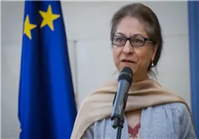 عکس/عذرخواهی جالب رئیس سامسونگ