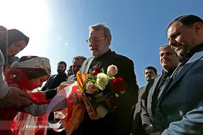 تصاویر/حضور لاریجانی در مراسم عزاداری ایام محرم