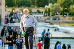 بازنشستگان حسابشان را چک کنند | واریز هدیه نوروزی برای این بازنشستگان