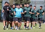 جنگ بر سر جواد نکونام