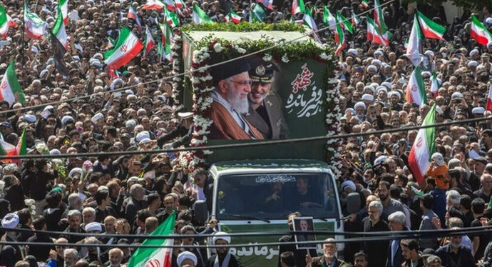 ببینید | طنین «یالثارات القائد الشهید» در مصلی