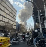 بازدید عادل فردوسی‌پور از دانشگاه صنعتی شریف