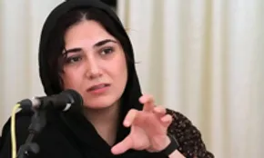 عکس/ باران‌ کوثری با پای‌ شکسته
