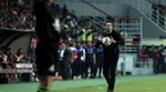 جنگ بر سر جواد نکونام