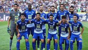 عکس/مهدی طارمی با مو‌های خاص در پرسپولیس