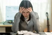 وقتی پول کم می‌شود، مغز آسیب می‌بیند| ارتباط مرگبار فقر و سلامت عصبی