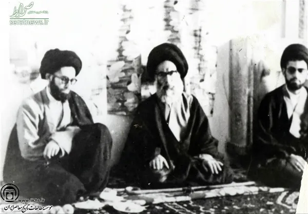 شهید آیت‌الله سید عبدالحسین دستغیب در کنار دوتن از خواهرزادگان خویش