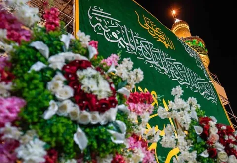 فیلم/ گل‌آرایی ولادت حضرت زهرا(س) در حرم امام علی(ع)