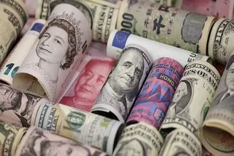 قیمت دلار و قیمت یورو امروز دوشنبه ۱۰ آذر ۱۴۰۴