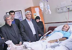 تصاویر/ عیادت لاریجانی از مصدومان حادثه دانشگاه شریف