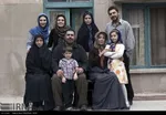 فیلم «کوچه بی نام» به کارگردانی هاتف علیمردانی، داستان دو خانواده است که در یکی از محله های جنوب شهر تهران زندگی می کنند و درگیر اتفاقاتی می شوند