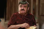 حمله پسر فلاحتگر به منوچهر هادی: دل پدرم را شکستی!