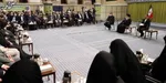 دیدار جمعی از شاعران و اهالی فرهنگ با رهبر انقلاب