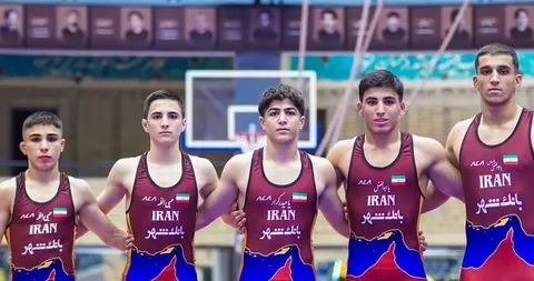 دو فینالیست در تیم کشتی آزاد نوجوانان|  ایران صاحب ۲ مدال طلا شد