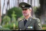 وزیر دفاع: تروریست‌ها به شکست نهایی نزدیک شده‌اند