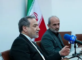 فیلم| عراقچی: پشت سر دیپلماسی نیروهای جان بر کف هستند