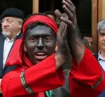 عجیب‌ترین روش استفاده از کمربند ایمنی خودرو+عکس