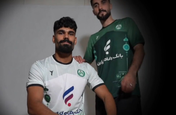 فیلم| لباس جدید ذوب‌آهن رونمایی شد