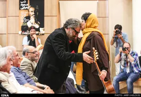 تصاویر/ تمام بوسه‌های احمدی نژاد
