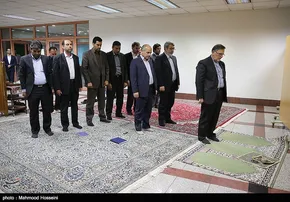 عکس/ گلدسته‌ای که در هوا معلق مانده