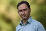 وزیر قبول کند یک جای کارش می‌لنگد/ داورزنی به فکر رسیدگی به مسائل خانوادگی اش باشد نه پرسپولیس