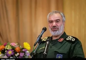عکس/ دستخط امام خمینی (ره) مبنی بر تشکیل نیرو‌های سه‌گانه سپاه