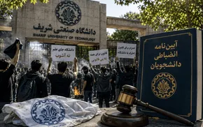 فیلم| قاب‌هایی از مراسم بزرگداشت دختر رهبر شهید انقلاب در دانشگاه شریف