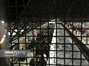 عکس/ خواجه امیری درجمع معترضین لس آنجلسی