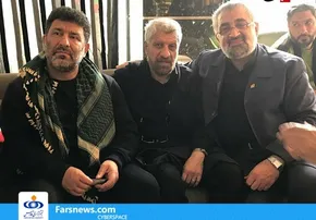 تصاویر / بازی هنرمند فرانسوی با نور در میدان آزادی
