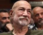 عکس / در حاشیه مراسم خاکسپاری آتیلا پسیانی؛ بابای روح الله زم از عمامه تا دستمال گردن!
