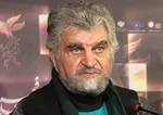 تصویری از بازیگر مشهور در جوانی