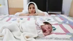 نوزادان بدخواب را با این روش بخوابانید
