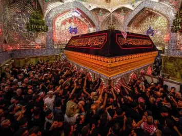 تصاویر| حال و هوای حرم امیرالمؤمنین(ع) در سوگ رحلت حضرت محمد (ص)
