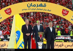 عکس/ نوزادی که روی سکوی قهرمانی رفت!