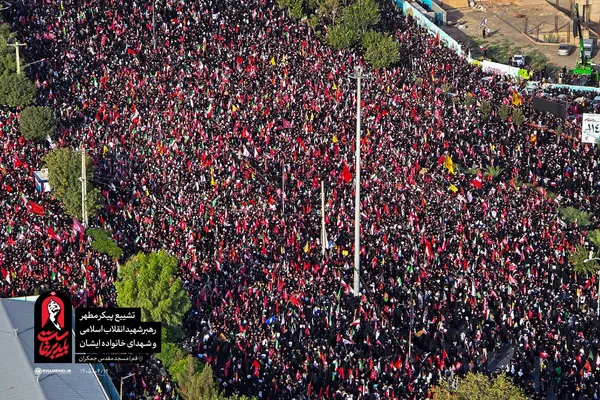 تشییع رهبر شهید