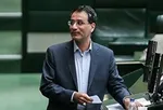 تشنج در مجلس/ دو نماینده جلوی پیرموذن را گرفتند