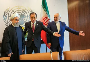 عکس/ نشان عزای ظریف دردیدار با کری
