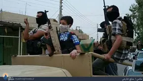 تصاویر/ داعش خردسالان را با شکلات جذب می‌کند