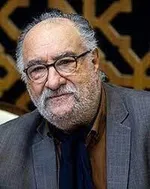 بی‌فرهنگها به بازیگری توهین کردند که جای پدربزرگ شان است