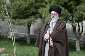 فیلم / رهبر انقلاب: انتظار بجای مردم این است که تصمیمات اقتصادی مسئولان در زندگی آن‌ها اثر ملموس داشته باشد