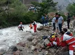 نجات ۵۰ نفر از غرق شدن در دریای مازندران