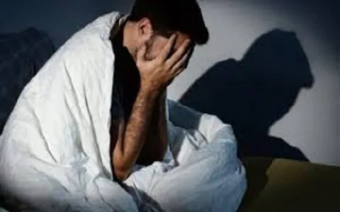 بهترین دمنوش‌ها برای بی‌خوابی