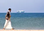 خطیب زاده: کشتی تجاری ساویز بر اثر انفجار دچار آسیب شده است