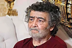 عکس|  سفر در زمان؛ «خاچیکیان، جمشید هاشم‌پور و رضا رویگری»؛ سال 1364